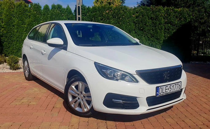 Peugeot 308 cena 40000 przebieg: 174550, rok produkcji 2018 z Legnica małe 137